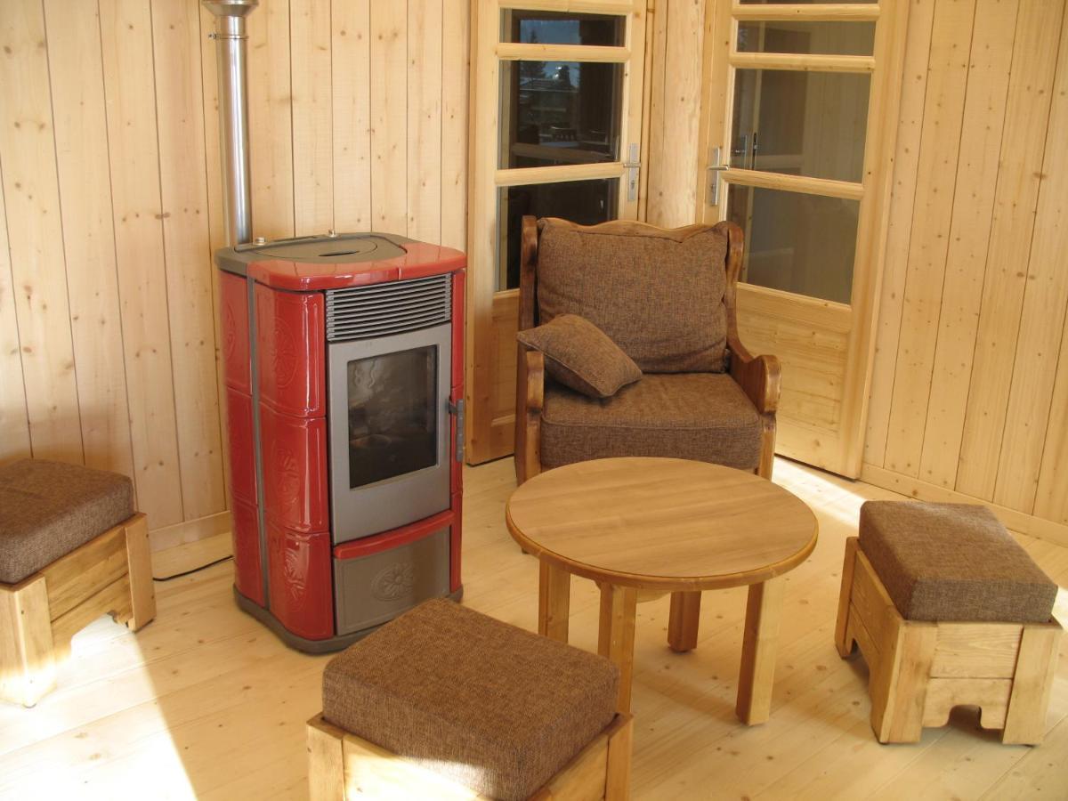 Les Loges Du Jura 4 Etoiles Daire Nanchez Dış mekan fotoğraf